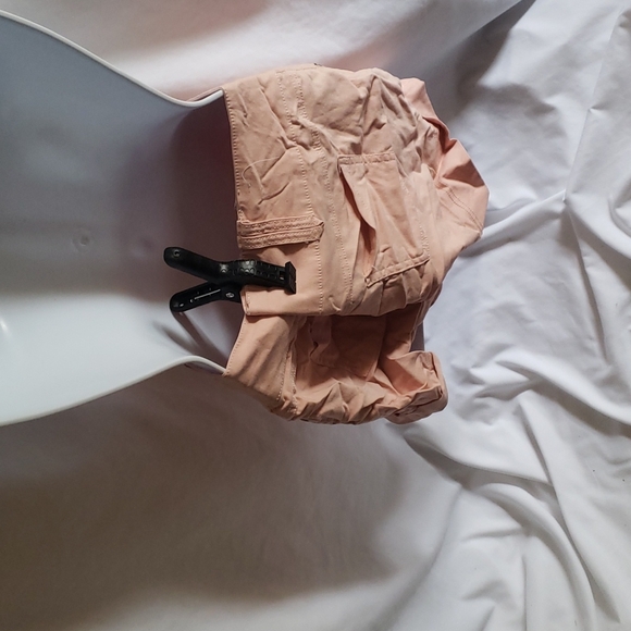 Shorts - Picture 2 of 3